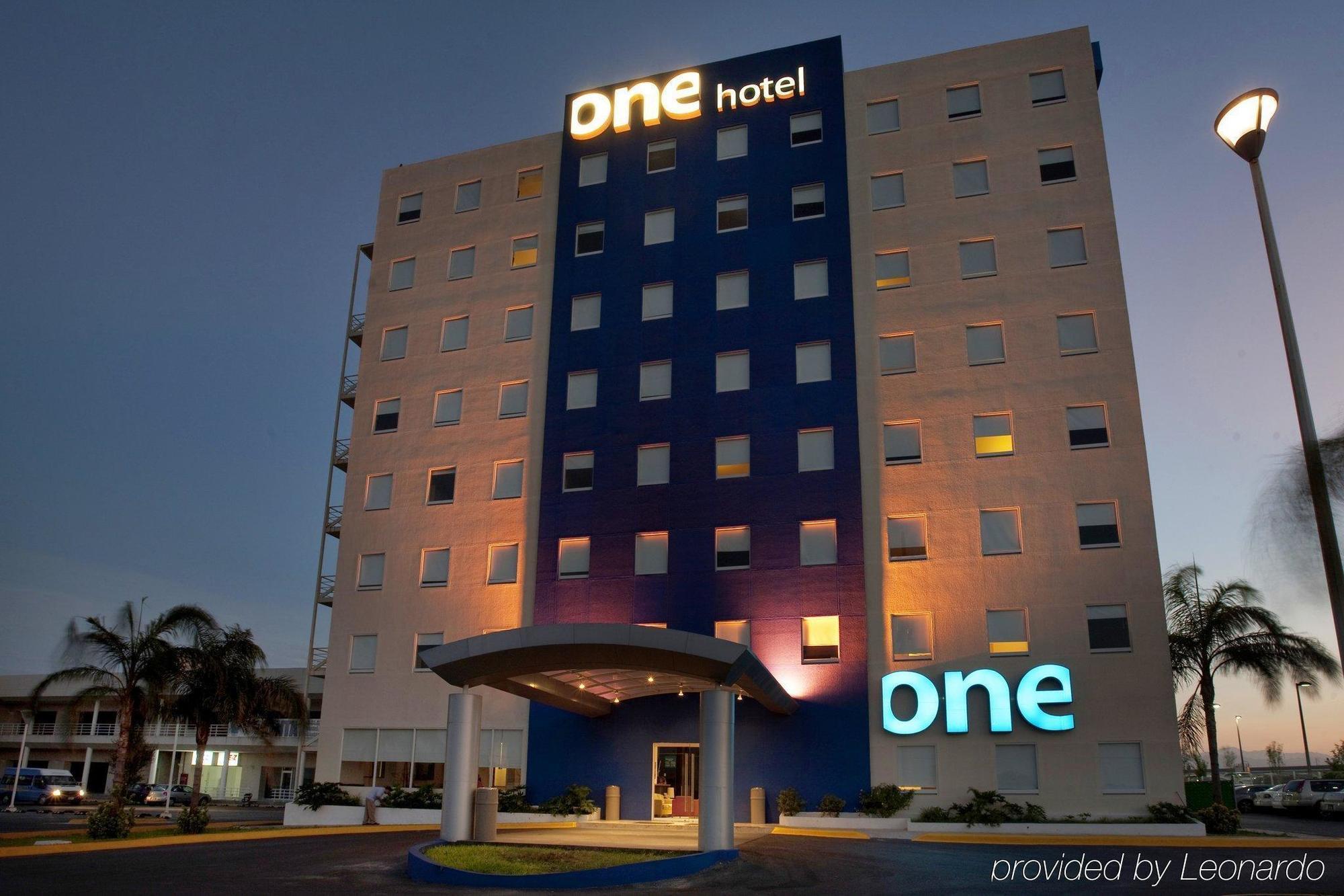 One Monterrey Aeropuerto Otel Apodaca Dış mekan fotoğraf